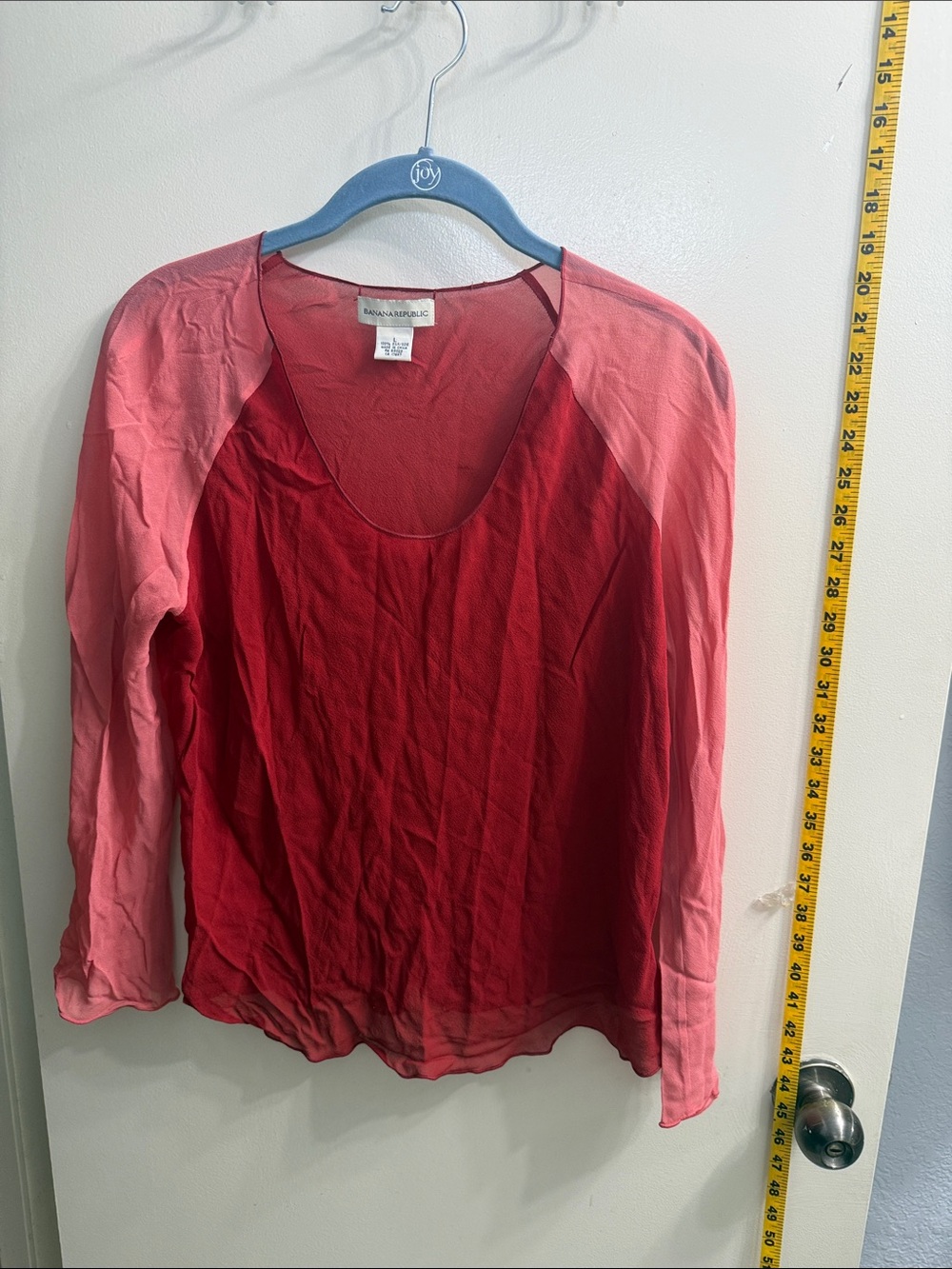 Banana Republic Two-Tone Red & Pink Long-Sleeve Scoop Top silk